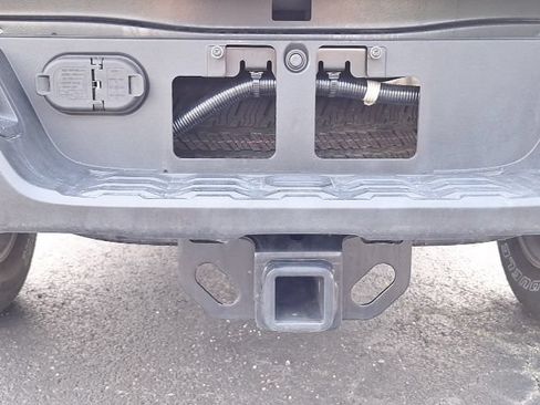 Used 2022 Toyota Tacoma TRD Sport w/ Technology Package AWD/4WD image 29