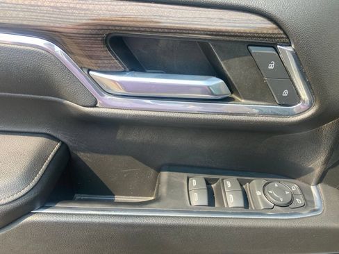 Certified 2022 Chevrolet Silverado 1500 LT Trail Boss w/ Convenience Package II AWD/4WD image 21