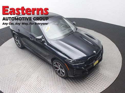 Used 2025 BMW X6 M60i AWD/4WD image 3