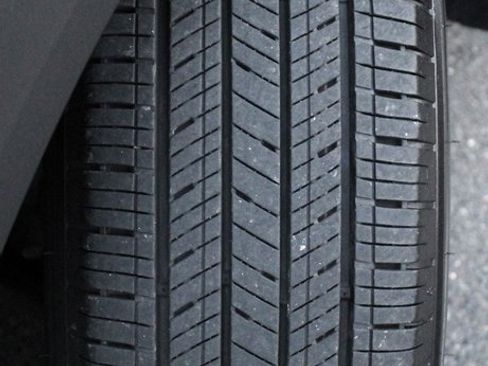 Certified 2025 Nissan Kicks S image 15