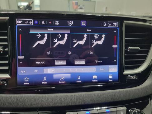 New 2027 Chrysler Pacifica Select AWD/4WD image 27