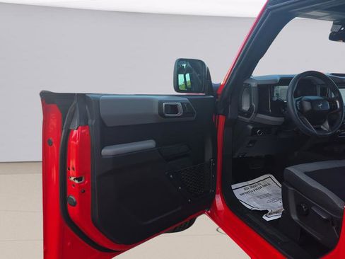 Certified 2023 Ford Bronco Base image 17