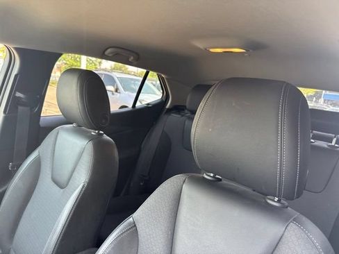 Used 2023 Buick Encore GX Preferred FWD image 19