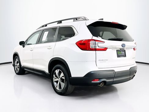 Used 2023 Subaru Ascent Premium w/ Convenience Package image 5