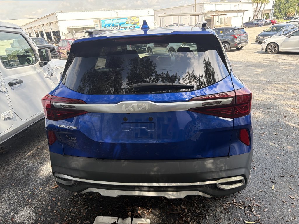 Used 2023 Kia Seltos S AWD/4WD image 6