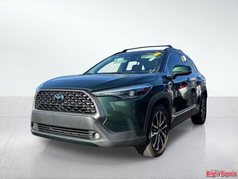Certified 2023 Toyota Corolla Cross XLE w/ Convenience Package image 2
