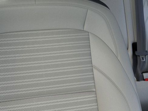 New 2026 Lincoln Nautilus Reserve image 16