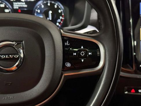 Used 2020 Volvo V60 T5 Momentum FWD image 20