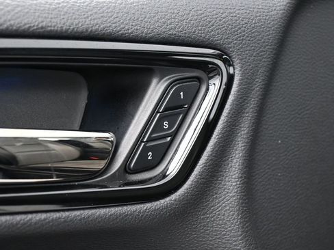 Used 2023 Dodge Durango GT image 19