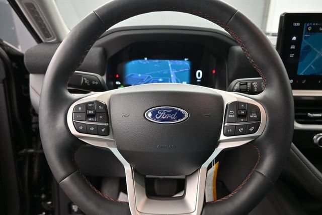 New 2026 Ford Explorer Active w/ Active Comfort Package RWD image 11