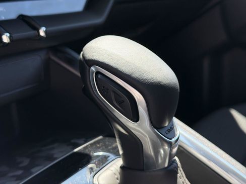 Used 2023 GMC Canyon Elevation RWD image 38