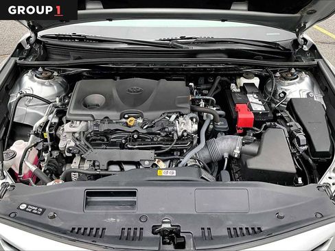 Used 2024 Toyota Camry SE image 30