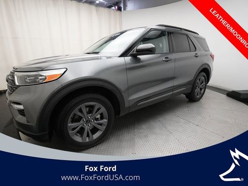 Used 2023 Ford Explorer XLT w/ Equipment Group 202A AWD/4WD image 1