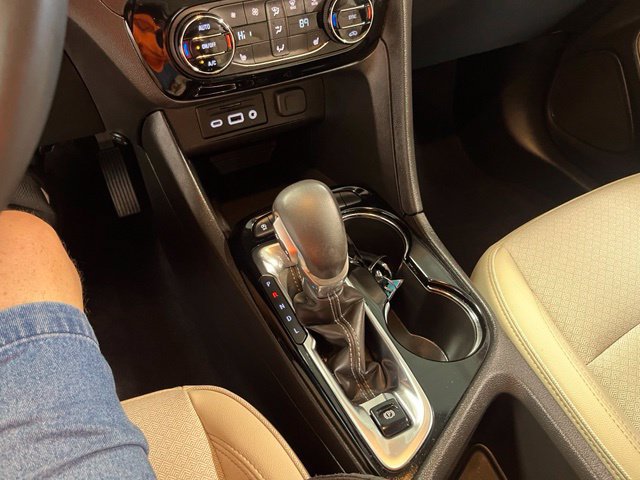 Used 2022 Buick Encore GX Select w/ Advanced Technology Package FWD image 30