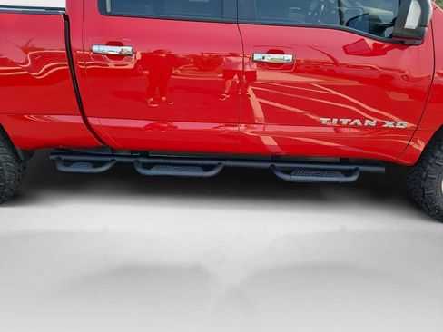 Used 2021 Nissan Titan SV w/ SV Convenience Package AWD/4WD image 18
