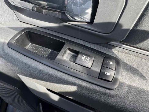 Used 2014 RAM 1500 Outdoorsman image 33