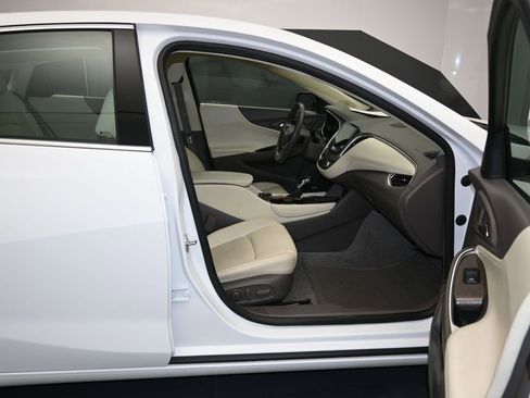 Certified 2024 Chevrolet Malibu LT image 28