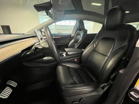 Used 2023 Tesla Model Y Performance AWD/4WD image 21