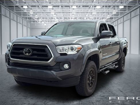 Used 2022 Toyota Tacoma SR5 RWD image 1