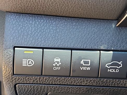 Used 2023 Toyota Camry XSE w/ Navigation Package FWD image 9