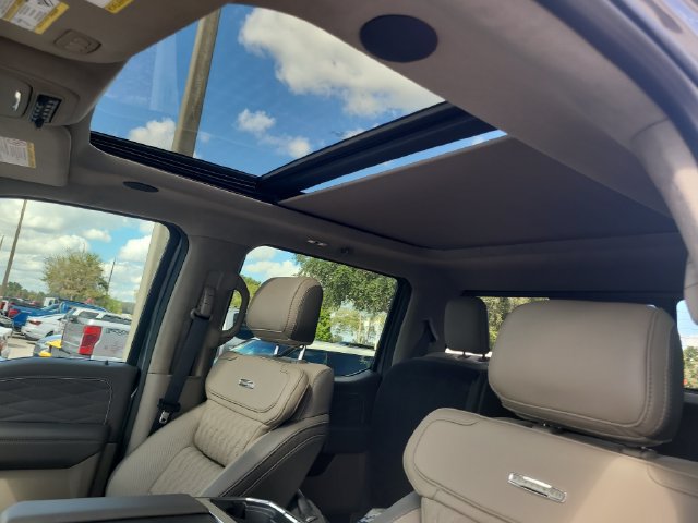 New 2026 Ford F250 Platinum w/ Platinum Plus Package AWD/4WD image 22