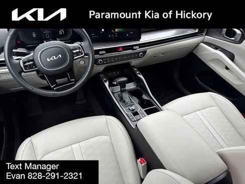 Used 2025 Kia Sorento S w/ Panoramic Sunroof Package FWD image 19
