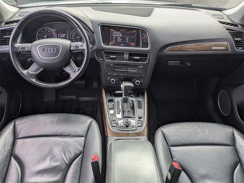 Used 2016 Audi Q5 2.0T Premium Plus w/ Technology Package image 4