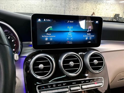 Used 2022 Mercedes-Benz GLC 300 4MATIC image 36