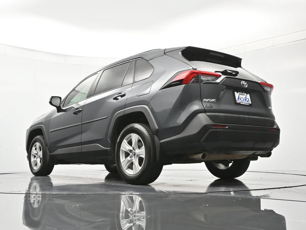 Used 2020 Toyota RAV4 XLE FWD image 41