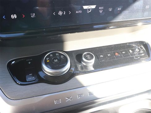 New 2026 Ford Expedition Platinum w/ Driver's Package image 22