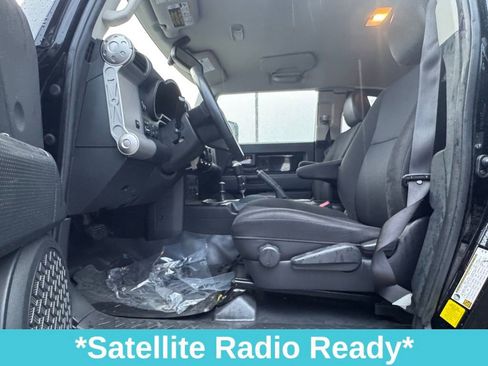 Used 2014 Toyota FJ Cruiser 4WD image 15