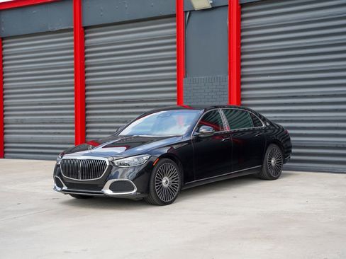 Used 2024 Mercedes-Benz Maybach S 580 4MATIC w/ Manufaktur Leather Package image 1