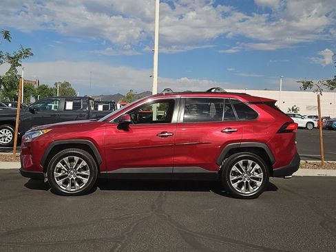 Used 2019 Toyota RAV4 Limited w/ Advanced Technology Package FWD image 9