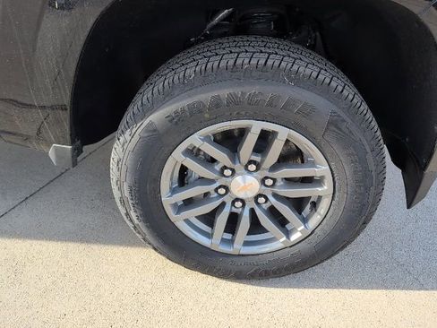 New 2025 Chevrolet Colorado LT w/ Advanced Trailering Package image 3