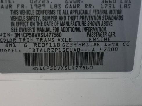 Used 2025 Nissan Kicks Play S image 15