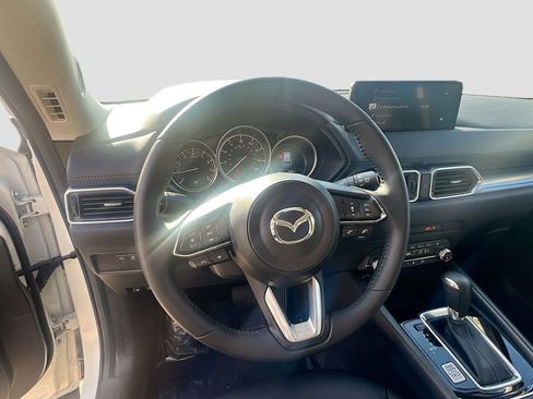 Used 2024 MAZDA CX-5 AWD 2.5 S w/ Select Package image 11