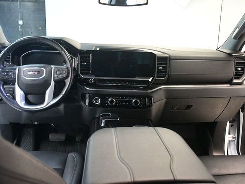 Used 2023 GMC Sierra 1500 SLT w/ SLT Premium Package image 5