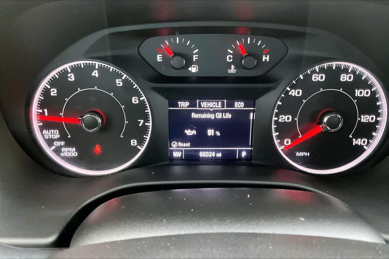 Used 2019 GMC Acadia SLE FWD image 27