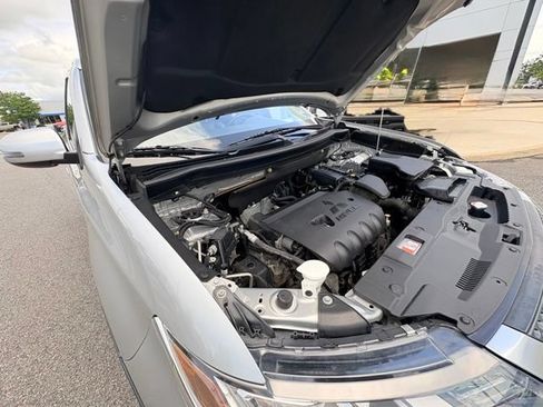 Used 2019 Mitsubishi Outlander SEL AWD/4WD image 31