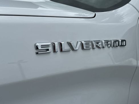 Used 2022 Chevrolet Silverado 1500 Custom AWD/4WD image 15