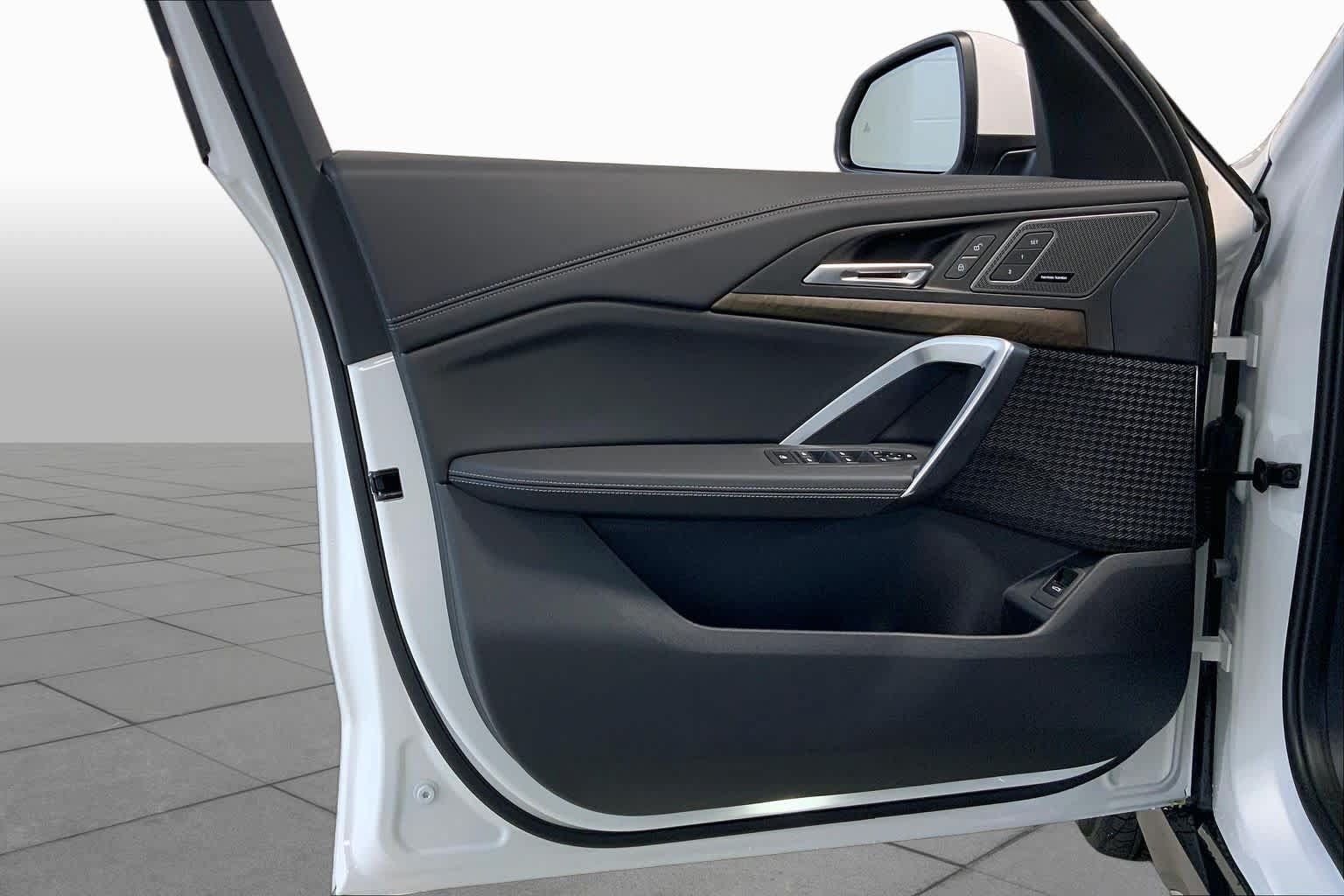 New 2027 BMW X1 xDrive28i AWD/4WD image 10
