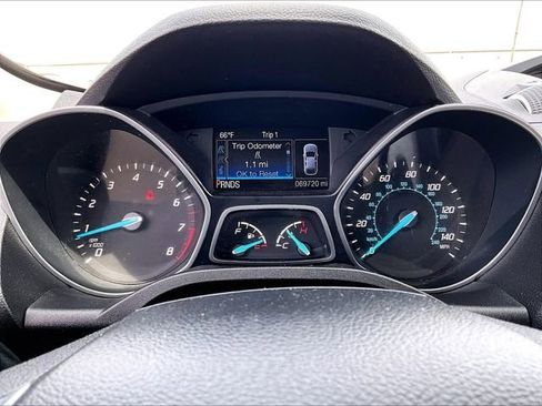 Used 2016 Ford Escape SE image 25