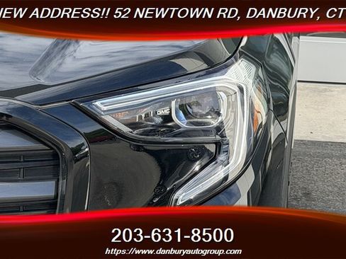 Used 2021 GMC Terrain SLT w/ Elevation Edition AWD/4WD image 9