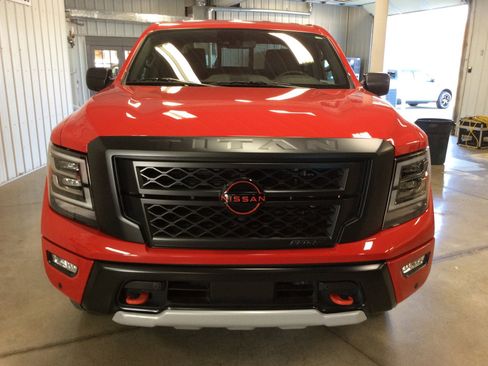 Used 2024 Nissan Titan PRO-4X w/ Pro-4x Utility Package image 10
