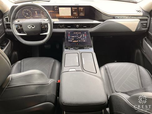 Used 2025 INFINITI QX80 Luxe RWD image 11