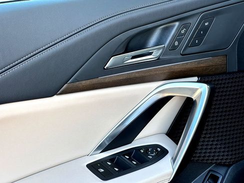 Certified 2025 BMW X1 xDrive28i image 11