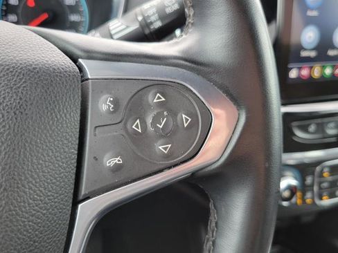 Used 2023 Chevrolet Traverse LT image 15