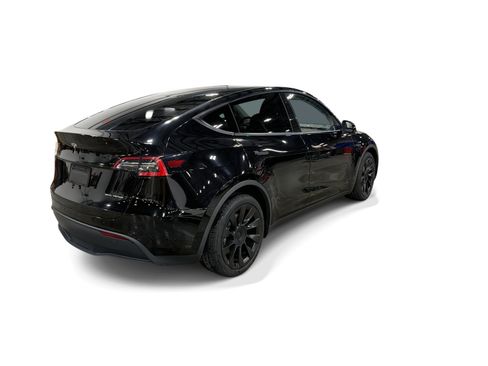 Certified 2021 Tesla Model Y Long Range AWD/4WD image 6
