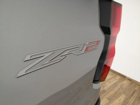 Certified 2024 Chevrolet Colorado ZR2 w/ ZR2 Convenience Package III image 20