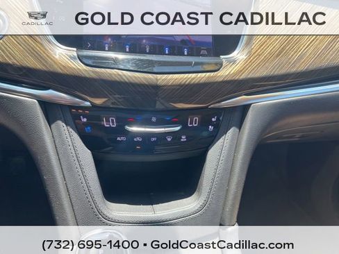 Used 2020 Cadillac XT6 Premium Luxury w/ Platinum Package AWD/4WD image 26
